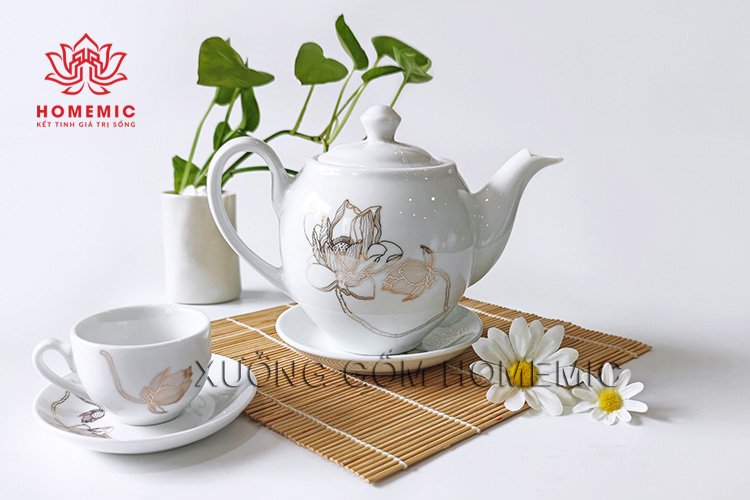 Bộ Trà Dáng Minh Long Hoa Mẫu Đơn Vàng