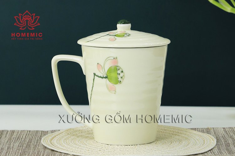 Ly Sứ Vẽ Tay Có Nắp - Ly sứ quà tặng Bát Tràng