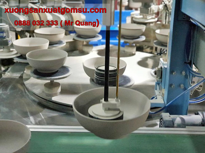 xuong-san-xuat-gom-su-theo-yeu-cau