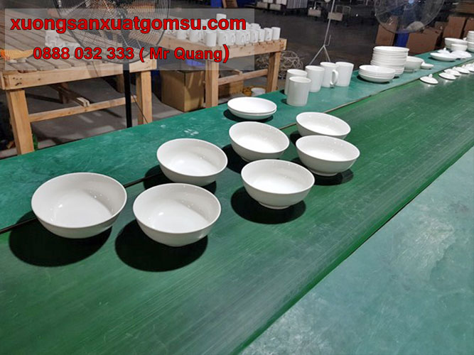 xuong-san-xuat-bat-dia-su-gia-re xuong-san-xuat-bat-dia-su-gia-re